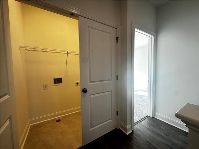 508 Healy Dr Unit 70, Cumming, GA 30040 - clothes washing area with hookup for a washing machine, hookup for an electric dryer, and baseboards