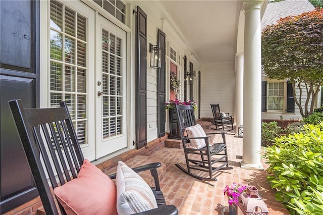 14472 Club Cir, Alpharetta, GA 30004