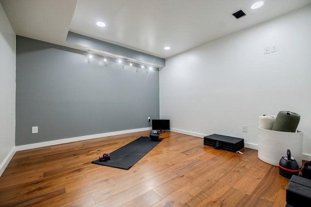663 Clifton Rd NE, Atlanta, GA 30307 - workout room with wood finished floors, recessed lighting, and baseboards