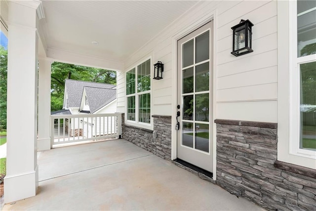 200 College Ave, Commerce, GA 30529 - view of patio with a porch