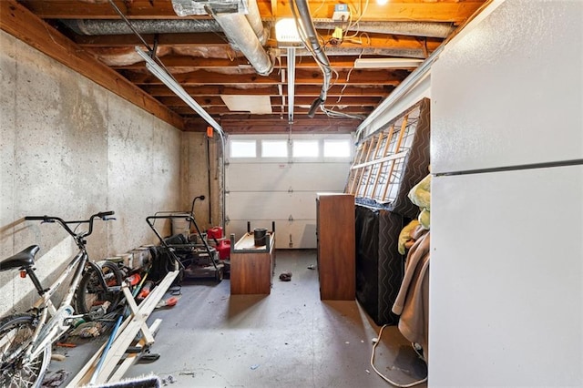 garage featuring freestanding refrigerator