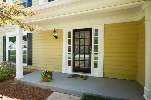 9050 Brockham Way, Alpharetta, GA 30022 - property entrance featuring a porch