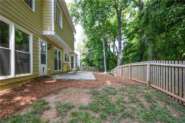 9050 Brockham Way, Alpharetta, GA 30022 - fenced backyard with a patio