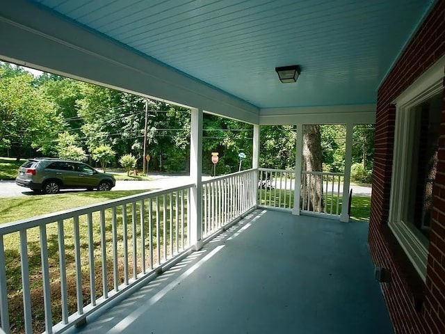 view of patio / terrace featuring covered porch