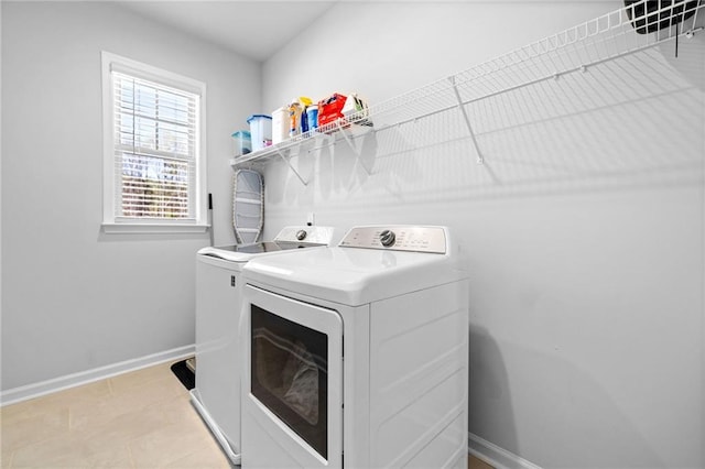 232 Northridge Dr, Dallas, GA 30132 - laundry area with washing machine and dryer and baseboards