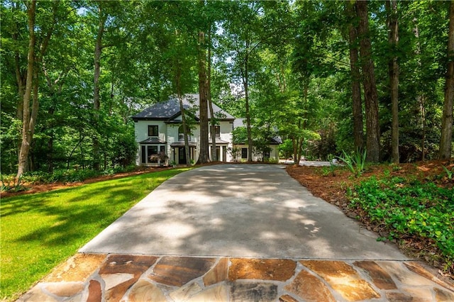 210 Hunters Vw, Roswell, GA 30075 - view of front of house featuring a front lawn