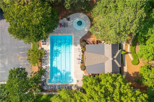 210 Hunters Vw, Roswell, GA 30075 - bird's eye view of a pool area