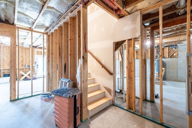 7143 Lake Edge Dr, Flowery Branch, GA 30542 - basement featuring stairs