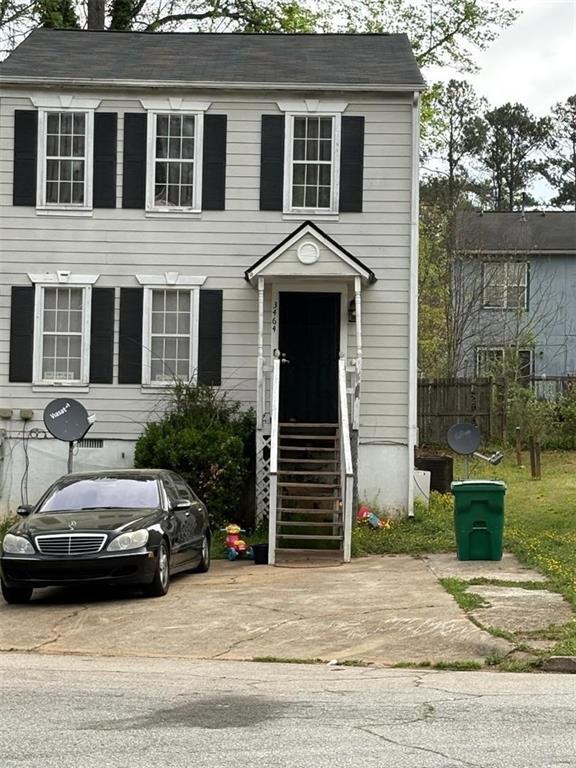 3464 Kingswood Trl, Decatur, GA 30034 - colonial house featuring fence and roof with shingles