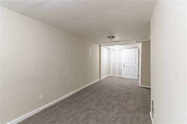 view of carpeted spare room