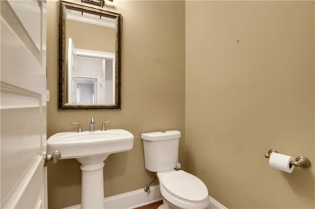 26 Trillium Ln, Acworth, GA 30101 - bathroom featuring toilet and baseboards