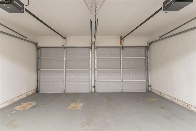 6304 Kendra Ln, Lithonia, GA 30058 - garage featuring a garage door opener