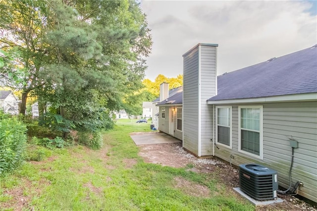 6304 Kendra Ln, Lithonia, GA 30058 - view of green lawn