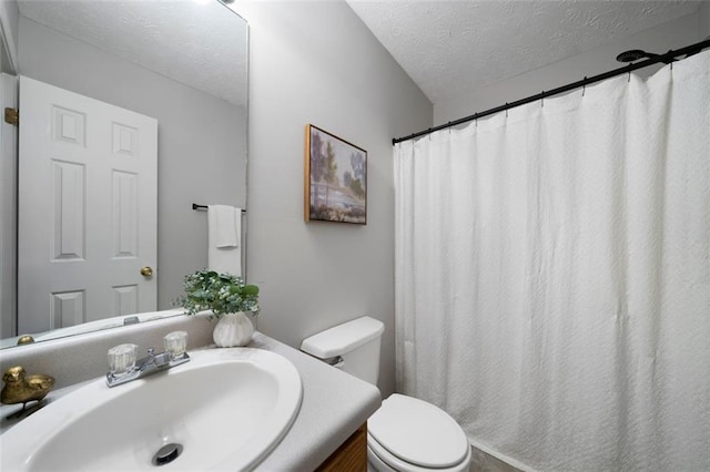 427 Pleasant Way, Temple, GA 30179 - bathroom with a textured ceiling, vanity, and a shower with shower curtain