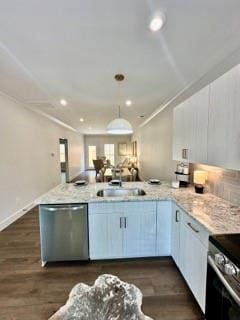 117 Chateau Dr Unit 117, Rome, GA 30161 - kitchen with a sink, white cabinets, stainless steel appliances, dark wood finished floors, and a peninsula