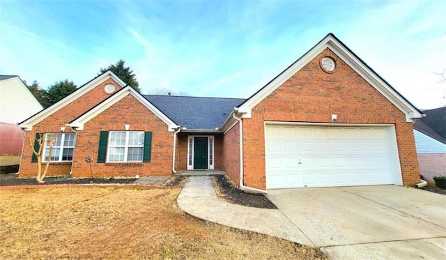 view of front facade with a garage