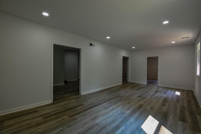515 Allens Landing Ct, Lawrenceville, GA 30045 - unfurnished room with dark wood-type flooring, recessed lighting, and baseboards