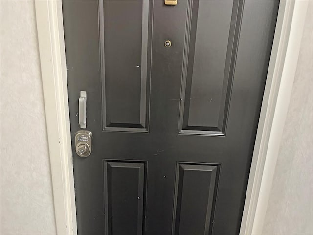 475 Mount Vernon Hwy NE Unit C230, Sandy Springs, GA 30328 - detailed view of stucco siding