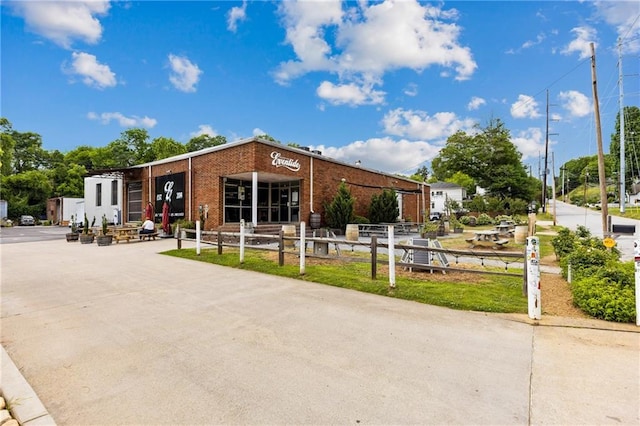 383 Pratt Dr SE Unit 503, Atlanta, GA 30315 - view of front of home featuring brick siding and fence