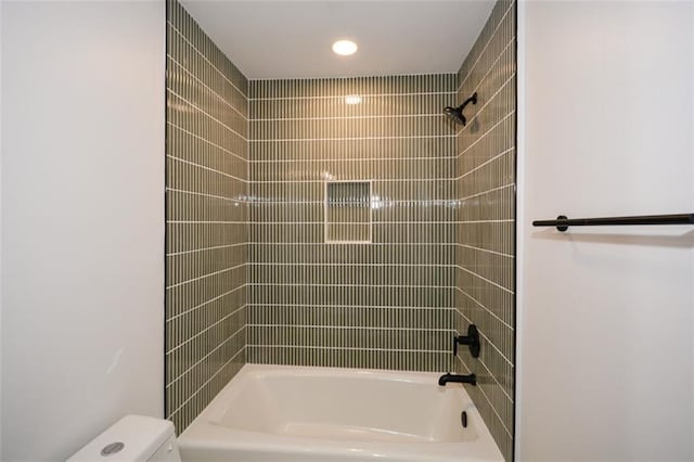 805 Wesley Oak Rd, Sandy Springs, GA 30328 - bathroom featuring bathing tub / shower combination and recessed lighting