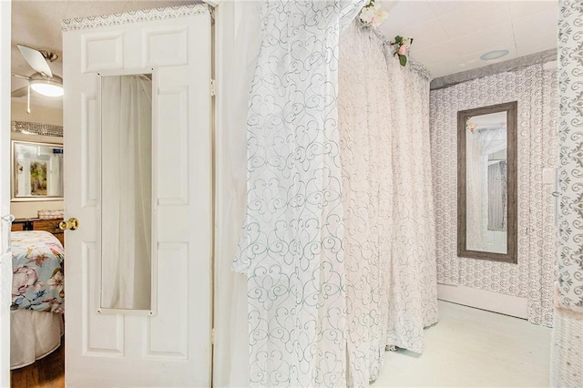 4329 Park St, Acworth, GA 30101 - corridor with wallpapered walls
