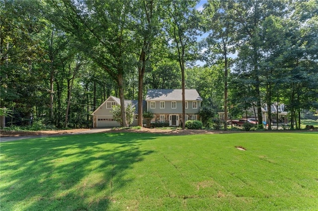 220 Hollyridge Dr, Roswell, GA 30076 - colonial-style house with a garage, a front yard, and driveway
