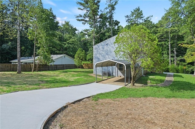 view of yard featuring a carport