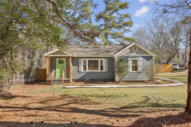 view of front of house with a front yard