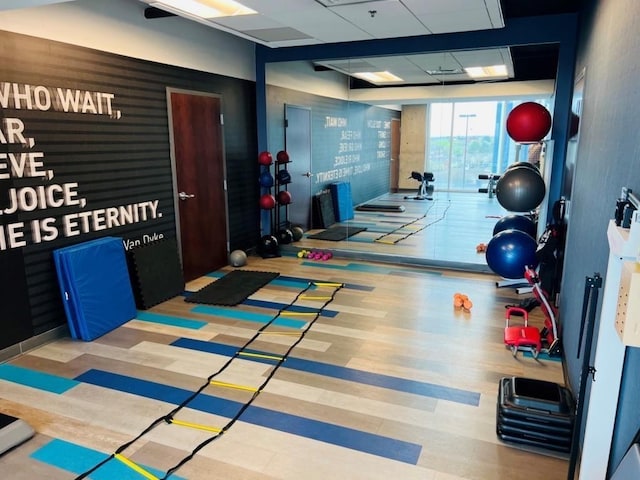 400 W Peachtree St NW Unit 3611, Atlanta, GA 30308 - view of exercise room