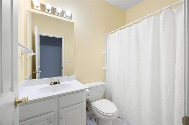 4801 Devonhurst Way, Powder Springs, GA 30127 - bathroom featuring toilet, vanity, and curtained shower