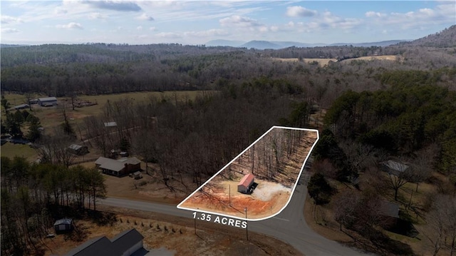 Listing photo 3 for 960 Walker Rd, Toccoa GA 30577