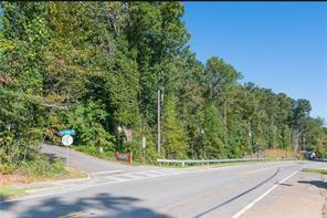 3060 Holly Springs Pkwy, Canton, GA 30115