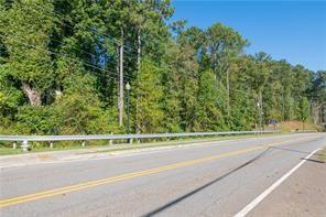 3060 Holly Springs Pkwy, Canton, GA 30115