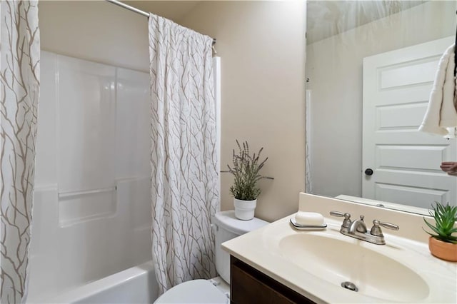 4249 Caveat Ct, Fairburn, GA 30213 - bathroom featuring vanity and shower / tub combo