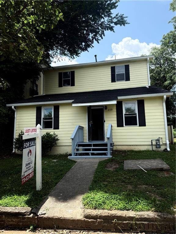 210 Ormond St SW, Atlanta, GA 30315 - traditional home with a front yard