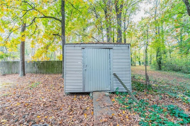 view of outbuilding