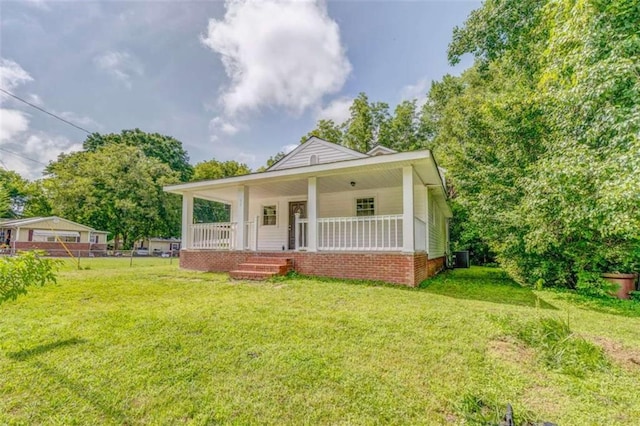 53 Knight Dr, Cedartown, GA 30125 - bungalow-style home with a porch