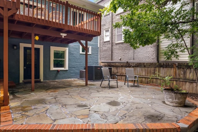 1038 Saint Charles Ave, Atlanta, GA 30306 - view of patio / terrace