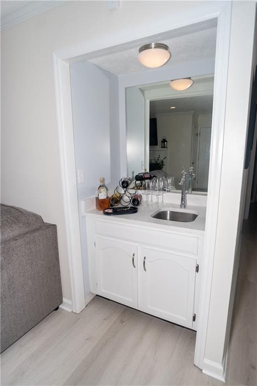 2706 Suwanee Way SE Unit 12, Marietta, GA 30067 - bathroom with wood finished floors and vanity