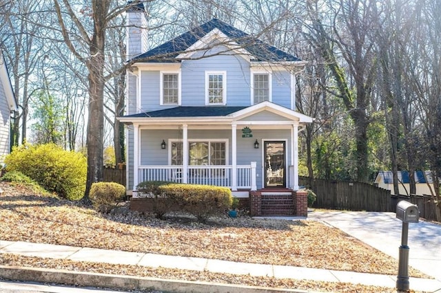 view of front property featuring a porch