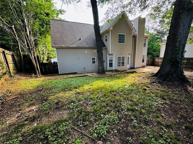 108 Northcutt Station Pl, Acworth, GA 30101 - back of property with a chimney