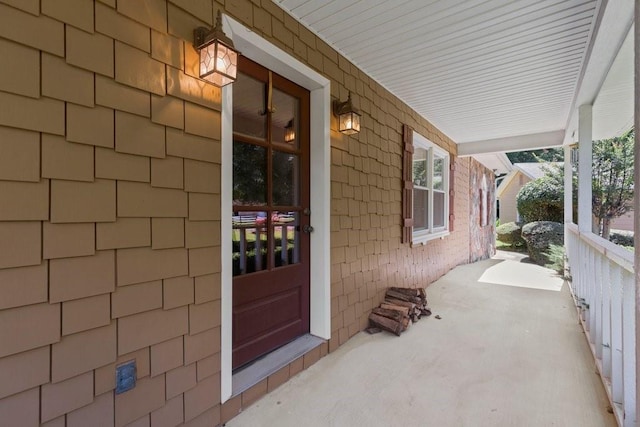 property entrance with a porch