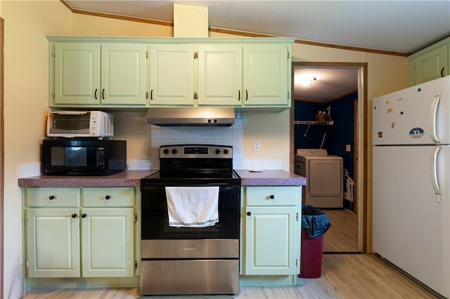 518 W Nance Springs Rd, Resaca, GA 30735 - kitchen featuring white appliances, under cabinet range hood, vaulted ceiling, ornamental molding, and light wood-style flooring