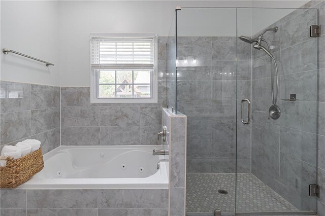 220 Chandler Ct, Sugar Hill, GA 30518 - full bath with a tub with jets and a shower stall