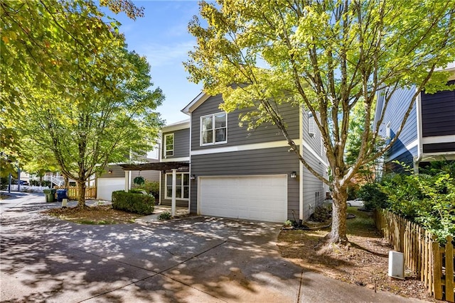 view of front property featuring a garage