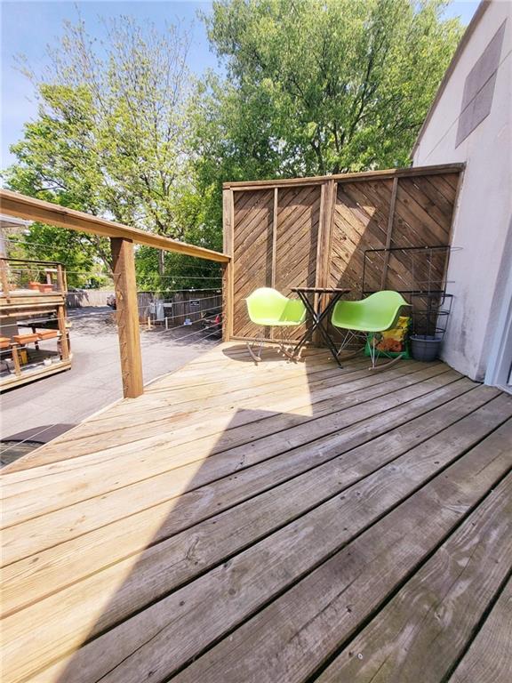 40 Daniel St SE Unit 7, Atlanta, GA 30312 - view of wooden terrace