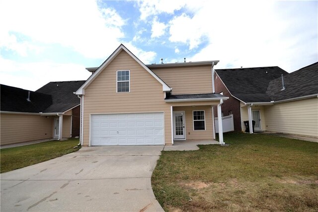 view of front property featuring a front lawn