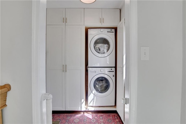 435 Grenock Cir, Atlanta, GA 30328 - laundry room with stacked washer / dryer