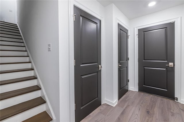 399 Pratt Dr SE, Atlanta, GA 30315 - stairway featuring wood finished floors, recessed lighting, and baseboards