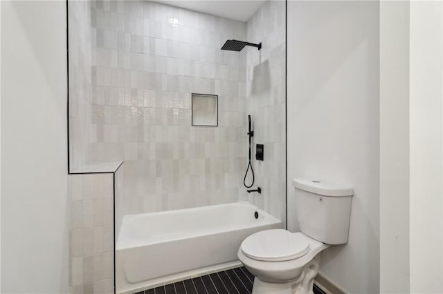 1129 Victory Dr SW, Atlanta, GA 30310 - full bath with toilet, shower / tub combination, and baseboards